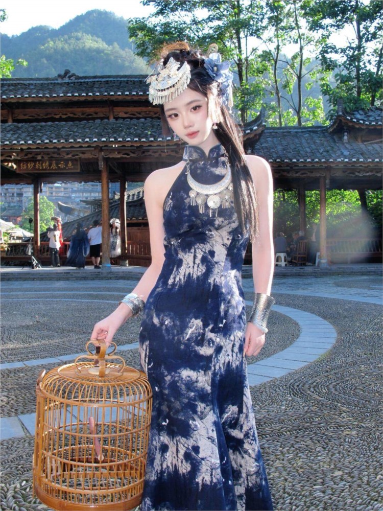 Fashion Show Ethnic Wear - Neues Batik-Kleid, coole Damenbekleidung im Ethno-Stil,